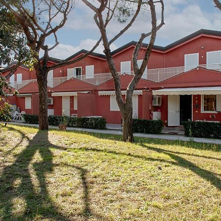 Appartamento Boboba Marina Di Pisa Eksteriør billede